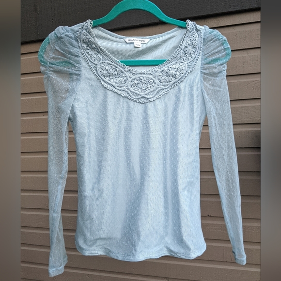 Lace blouse sheer gathered puff shoulder sleeves - Picture 7 of 10